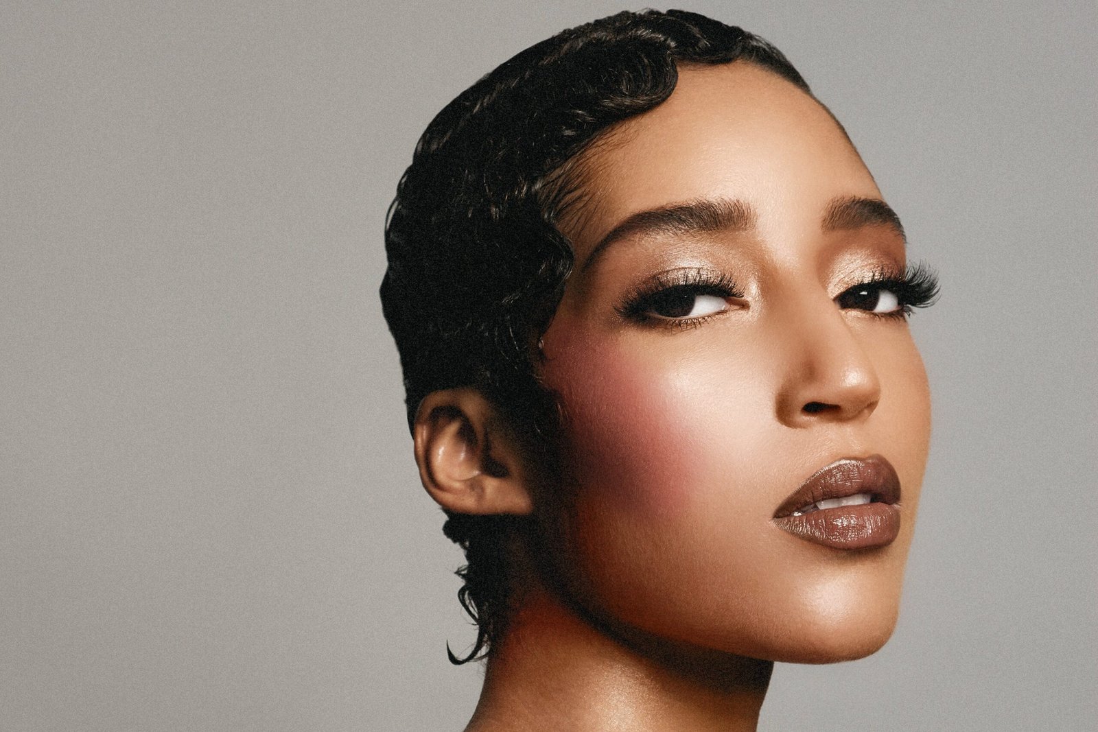 DEFINE/YOU - The Defining Liquid Blush